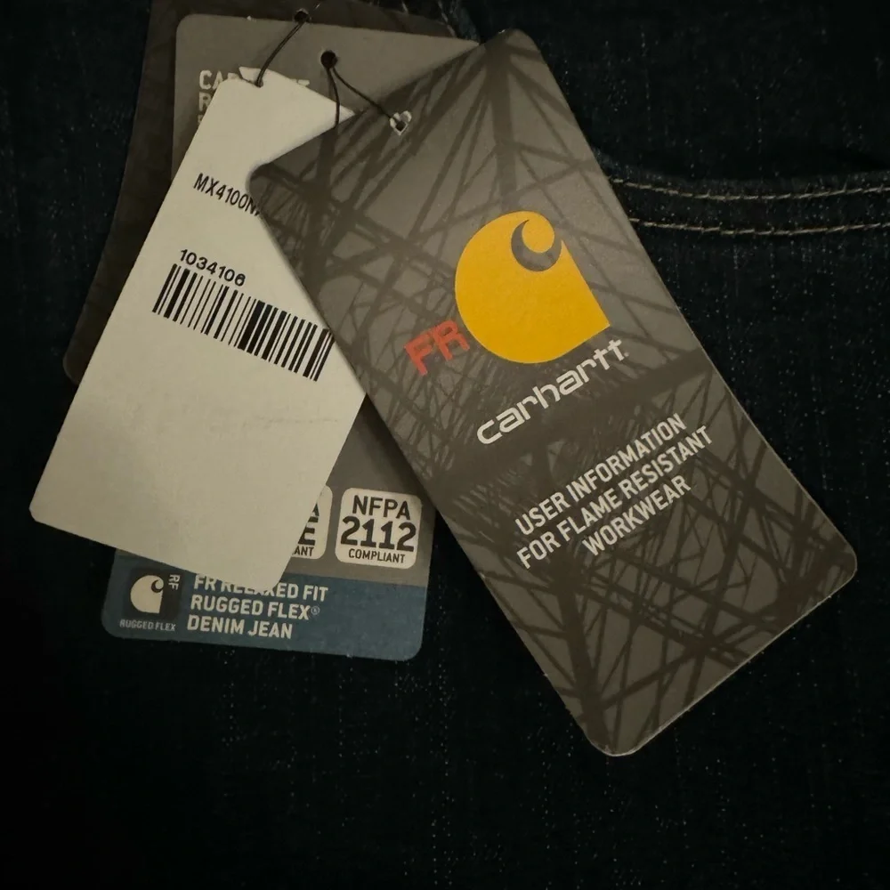 NWT 2018 Carhartt Men's Relaxed Fit Five Pocket Jeans